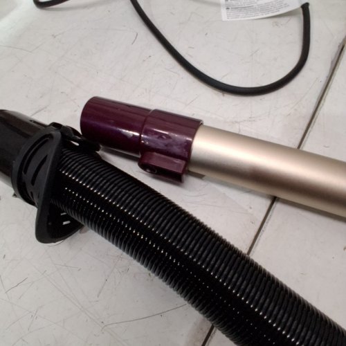 SHARK ROTATOR LIFT-AWAY ADV WITH POWERFINS HAIRPRO BRUSHROLL UPRIGHT CORDED VACUUM - 10.7" CLEANING PATH - BURGANDY RED/ GOLD (MODEL: LU240C XO) image 7