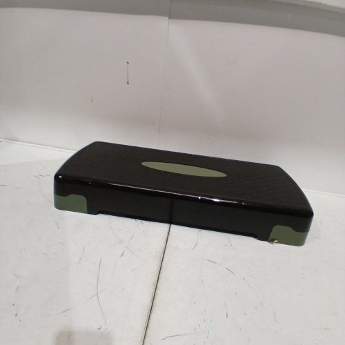 AMAZON BASICS AEROBIC EXERCISE STEP PLATFORM, ADJUSTABLE WORKOUT STEPPER AT HOME image 2