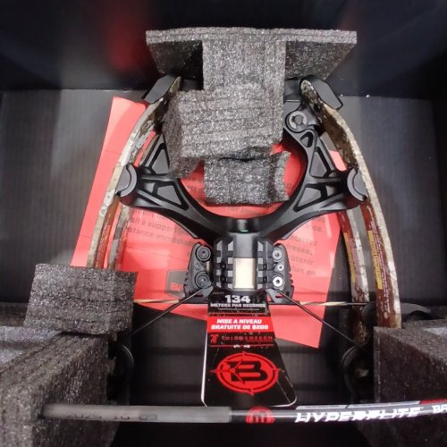 BARNETT HYPER RAPTOR T-REX CROSSBOW WITH 2 - 7 X 36MM ILLUMINATED MULTI-RETICLE SCOPE - 3 HYPERFLITE 22"ARROWS - 440FPS - 220LB - 32" X 15.6" - CAMO (MODEL: BAR78248) image 3