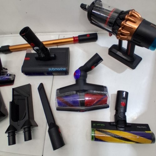 DYSON PISTON ANIMAL SUBMARINE V16 CORDLESS VACUUM WITH ATTACHMENTS (MODEL: DS60) image 11