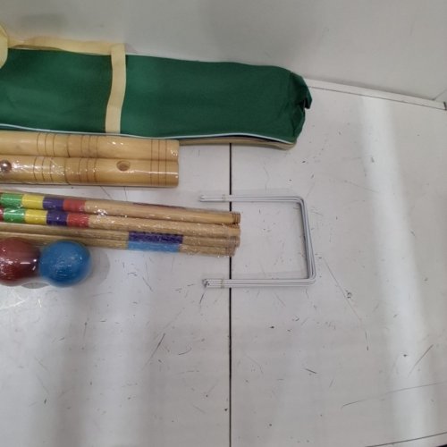 APUDARMIS 6-PLAYER CROQUET SET WITH PREMIUM PINE WOODEN MALLETS, COLOURED BALLS, WICKETS, STAKES , INCLUDES CARRY BAG -28" image 3
