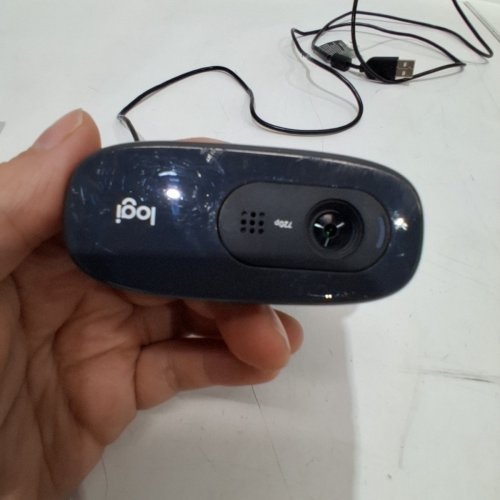 LOGITECH C270 HD WEBCAM, HD 720P/30 FPS, WIDESCREEN HD VIDEO CALLING, HD LIGHT CORRECTION, NOISE REDUCING MIC - GREY image 4