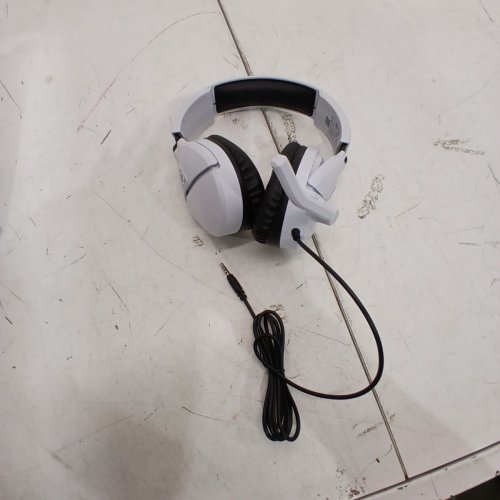 TURTLE BEACH RECON 70 HEADSET - XBOX SERIES X, XBOX ONE, PLAYSTATION 4, PLAYSTATION 5 (PS4, PS5), NINTENDO SWITCH - WHITE (MODEL: RECON70) image 2
