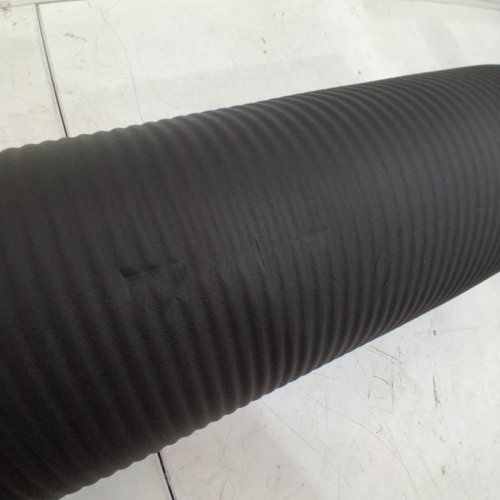 AMAZON BASICS 1/2 INCH EXTRA THICK EXERCISE MAT W/ CARRYING STRAP image 2