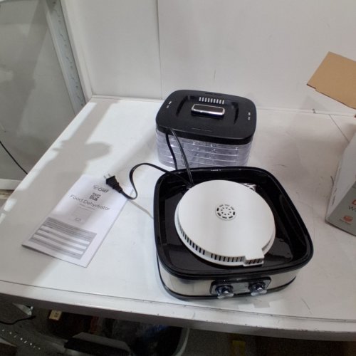 COMMERCIAL CHEF FOOD DEHYDRATOR WITH 5 ADJUSTABLE HEIGHT TRAYS UP TO 158F- BLACK/STAINLESS STEEL (MODEL: CHD200S) image 3