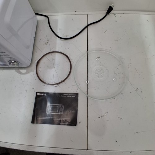 GALANZ RETRO STYLE COUNTERTOP MICROWAVE OVEN - 0.9CU.FT - WHITE (MODEL: GLCMKZ09WER09) image 4