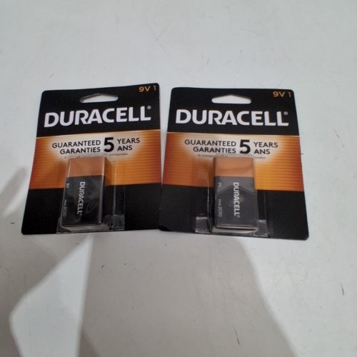 (2) DURRACELL ALKALINE VATTERY - 9V image 2