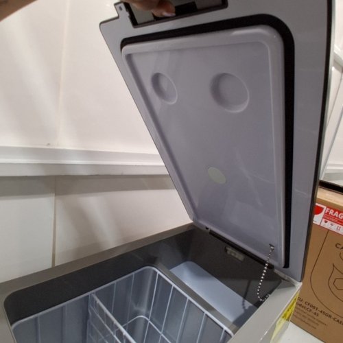 EUHOMY 12 VOLT CAR REFRIGERATOR- 35L - (MODEL:CF001) image 6