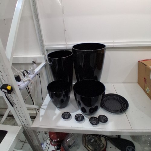 4PC ZMTECH TALL PLANT POTS - 24", 21", 12", AND 10" - BLACK image 3