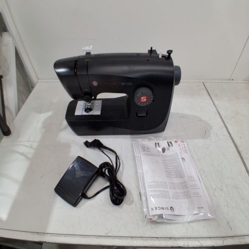 SINGER LIGHTWEIGHT & PORTABLE SEWING MACHINE WITH 45 STITCH APPLICATIONS - BLACK (MODEL: M1150) image 3