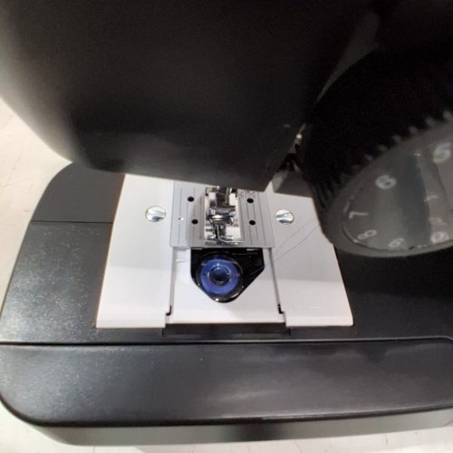 SINGER LIGHTWEIGHT & PORTABLE SEWING MACHINE WITH 45 STITCH APPLICATIONS - BLACK (MODEL: M1150) image 5