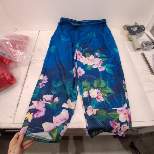 WOMAN'S HIGH WAISTED WIDE LEG PRINTED CAPRI PANTS - LARGE - BLUE image 3