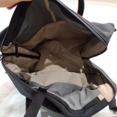 BELLROY VETURE DUFFEL BAG - 55L - BLACK (MODEL: BVLA-BLK-228) image 4