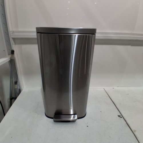 AMAZON BASICS SOFT-CLOSE STAINLESS STEEL TRASH CAN - 30L - SATIN NICKEL FINISH image 3