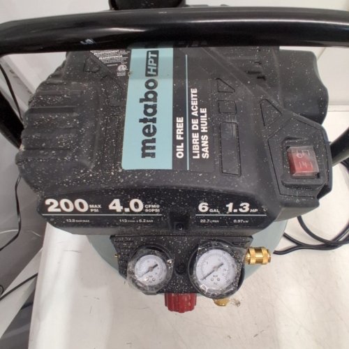 METABO HPT "THE TANK" PANCAKE AIR COMPRESSOR - 200PSI / 6 GALLON - GREY (MODEL: EC914S) image 4