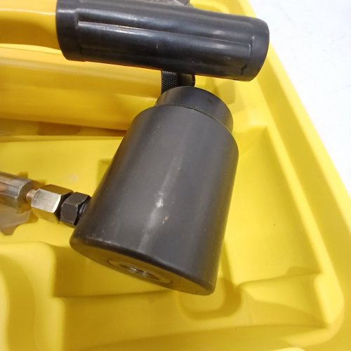 VEVOR HYDRAULIC KNOCKOUT PUNCH HOLE DRIVER COMPLETE KIT WITH 6 DIES, 8 TON, YELLOW/BLACK, (MODEL: SYK-8B) image 4