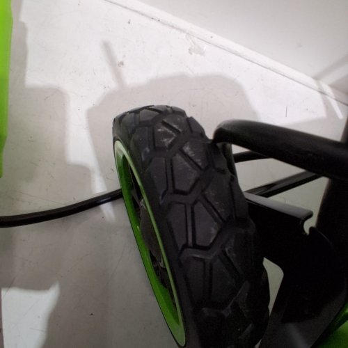 GREENWORKS CORDLESS ELECTRIC SNOW THROWER - 16" - 48V - BLACK & GREEN (MODEL:SN48B00) image 3