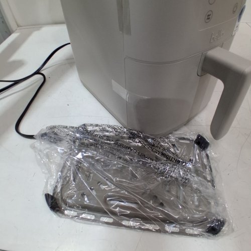 BELLA SLIM CERAMIC NON-STICK COATING AIR FRYER - 4QT - OATMILK (MODEL: 35100) image 4