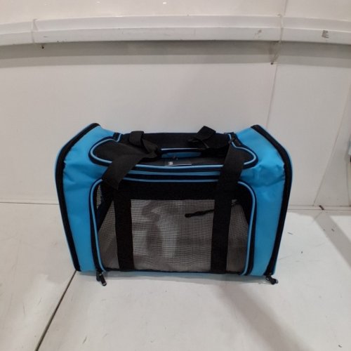 LIGHTWEIGHT PET CARRIER BAG - MEDIUM (20" X 13" X 13") - BLUE image 2