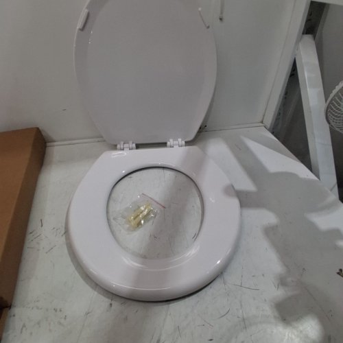 PLASTIC ROUND TOILET SEAT - 17" - WHITE image 2