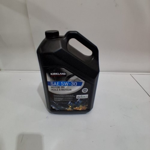 KIRKLAND SIGNATURE FULL SYNTHETIC MOTOR OIL - SAE 5W-30 - 4.73L image 2