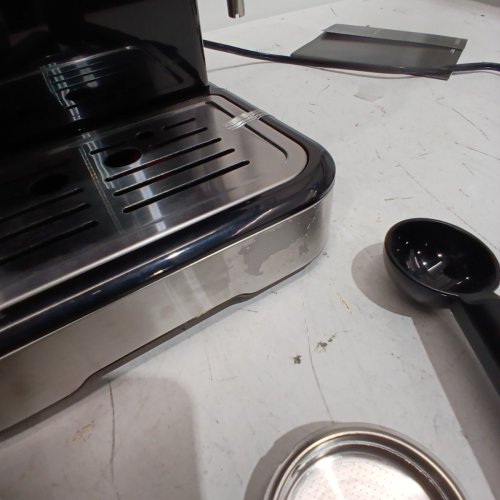 CHEFMAN EASY-BREW ESPRESSO MACHINE WITH ONE-TOUCH INTERFACE - 15 BAR - STAINLESS STEEL/BLACK (MODEL: RJ54-SS-15) image 4