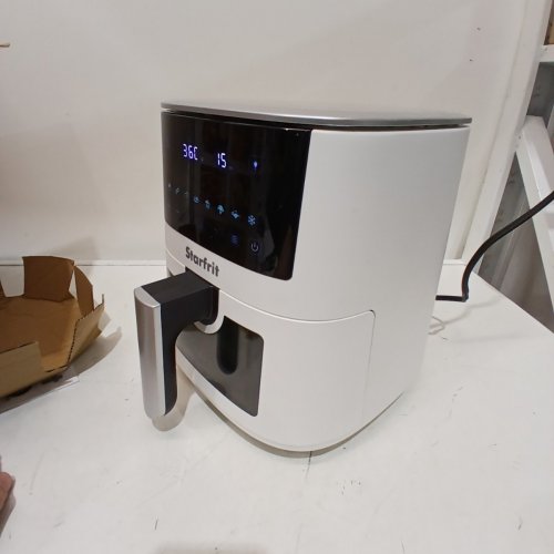STARFRIT DIGITAL DISPLAY AIR FRYER WITH 8 PRESETS - 1400W - 4.4QT - WHITE (MODEL: 024609/AF35D03) image 4