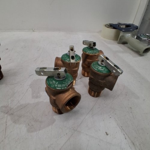 4 SAFETY RELIEF VALVE- 3\4" X 3\4" - 200,000 BTU - BRASS image 3