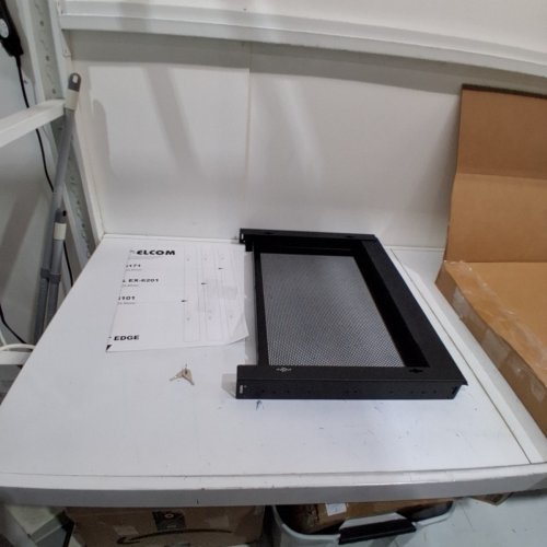 PENN ELCOM PREMIUM LOCKABLE UNDER DESK SLIDING LAPTOP DRAWER - 20" - BLACK image 2