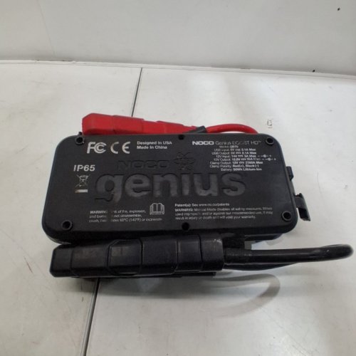NOCO BOOST HD GB70 - 2000A 12V ULTRASAFE PORTABLE LITHIUM CAR BATTERY JUMP STARTER PACK FOR UP TO 8-LITER GASOLINE AND 6-LITER DIESEL ENGINES image 9