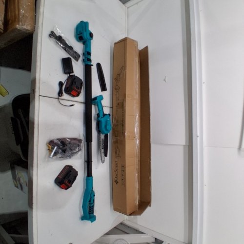DOCSMART 2-IN-1 ORDLESS HANDHELD CHAINSAW WITH EXTENSION POLE AND RECHARGEABLE BATTERIES - 6"/8" - 9FT EXTENSION - BLUE/BLACK (MODEL: GZ-01) image 4
