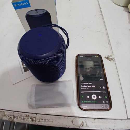 NOTABRICK BLUETOOTH SPEAKER WITH STEREO BASS - 15 HOUR LISTENING TIME - 15W 4.5" X 3.5" - BLUE (MODEL: KI) image 2