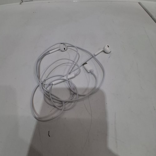 APPLE EARPODS TYPE-C CONNECTOR HEADPHONES - WHITE image 2