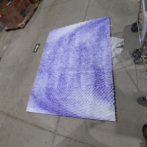 MEMORY FOAM MATTRESS TOPPER - QUEEN - PURPLE/WHITE image 2