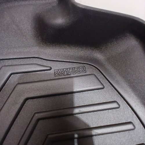 2PC YITA MOTOR FLOOR MATS - UNKNOWN COMPATIBILITY - BLACK image 2