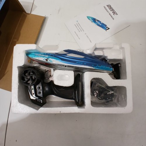 DEERC HIGH SPEED RC RACING BOAT WITH SHARK GRAFFITI - 20+ MPH, FAST REMOTE CONTROL BOAT W/LED LIGHTS FOR POOLS AND LAKES (MODEL:HJ812) image 3