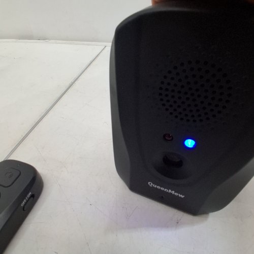 QUEENMEW ULTRASONIC ANTI BARKING DEVICE, SENSOR UP TO 33FT, 600FT REMOTE DISTANCE, 10-25KHZ - BLACK image 2