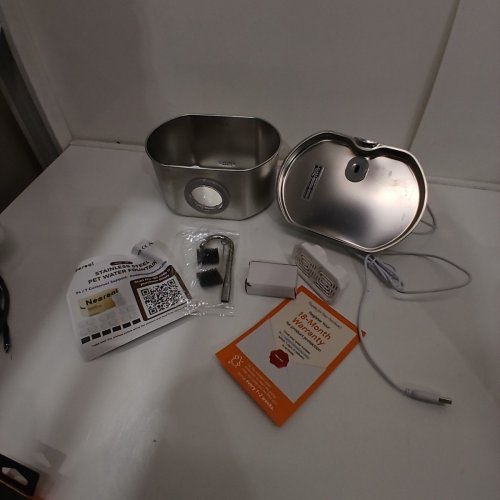 NEAREAL STAINLESS STEEL PET WATER FOUNTAIN 2.2L - SILVER image 3