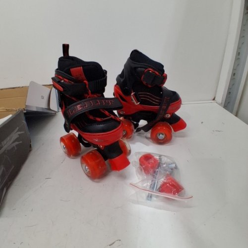 UNISEX KIDS LEJIJIT ROLLER SKATES, ADJUSTABLE FOR KIDS, LIGHT UP WHEELS - EXTRA SMALL - RED AND BLACK image 2