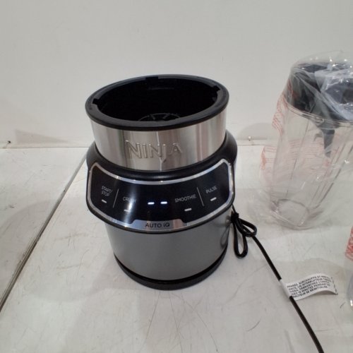 NINJA NUTRI-BLENDER PRO - 1000W - 24OZ (MODEL: BN400C) image 2