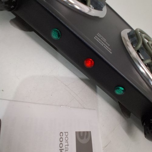 SALTON PORTABLE ELECTRIC HOT PLATE DOUBLE BURNER COOKTOP - 1800W - BLACK (MODEL: HP1941) image 2