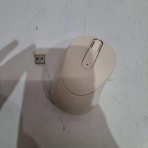 ONN. WIRELESS SILENT 5-BUTTON MOUSE - VANILLA/CREAM image 3