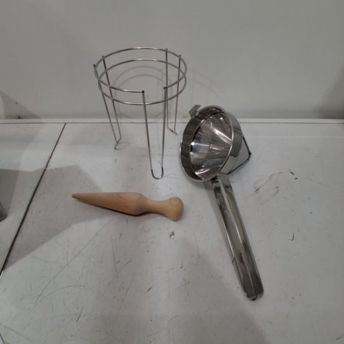 WESTON CONE AND PESTLE SET - 2MM FINE MESH STRAINER - 2QT CAPACITY - STAINLESS STEEL (MODEL: 83-3030-W) image 2