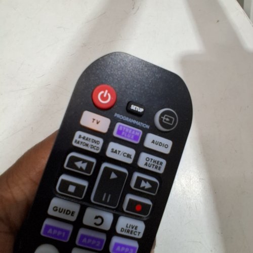 ONN. 6-DEVICE UNIVERSAL REMOTE CONTROL - COMPATIBLE WITH ALL MAJOR BRANDS - BLACK image 2