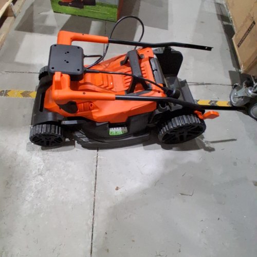 BLACK + DECKER ELECTRIC CORDED LAWN MOWER WITH COMFORT GRIP HANDLE - 12AMP, 17" (MODEL: BEMW482BH) image 4