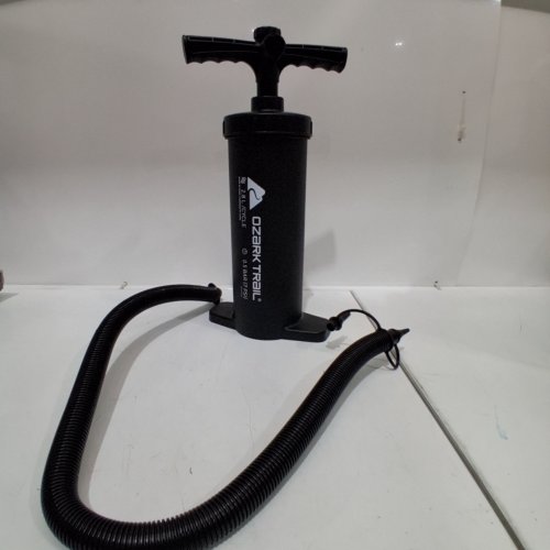 OZARK TRAIL MANUAL AIR PUMP - 2.8L/CYCLE - BLACK (MODEL: 62209) image 2