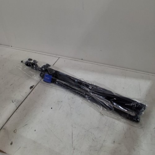 NEEWER PHOTOGRAPHY LIGHT STAND TRIPOD - 78" - BLACK (MODEL: ST-200) image 2