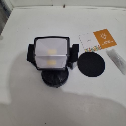 LUTEC SWITCH CONTROLLED SECURITY LED FLOOD LIGHTS WITH 4 HEADS - 80W - 9000LM - 5000K DAYLIGHT - BLACK (MODEL: 7632814012) image 3