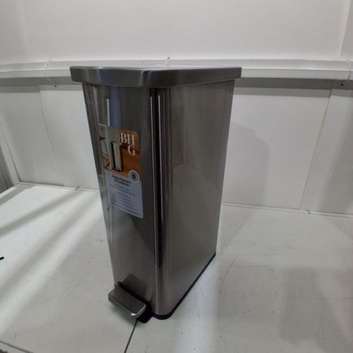 BETTER HOMES & GARDENS SLIM RECTANGLE STEP CAN - 30 L - STAINLESS STEEL image 2