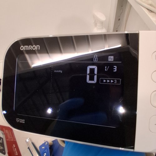 OMRON HEALTHCARE BP7450 10 SERIES UPPER ARM BP UNIT image 2